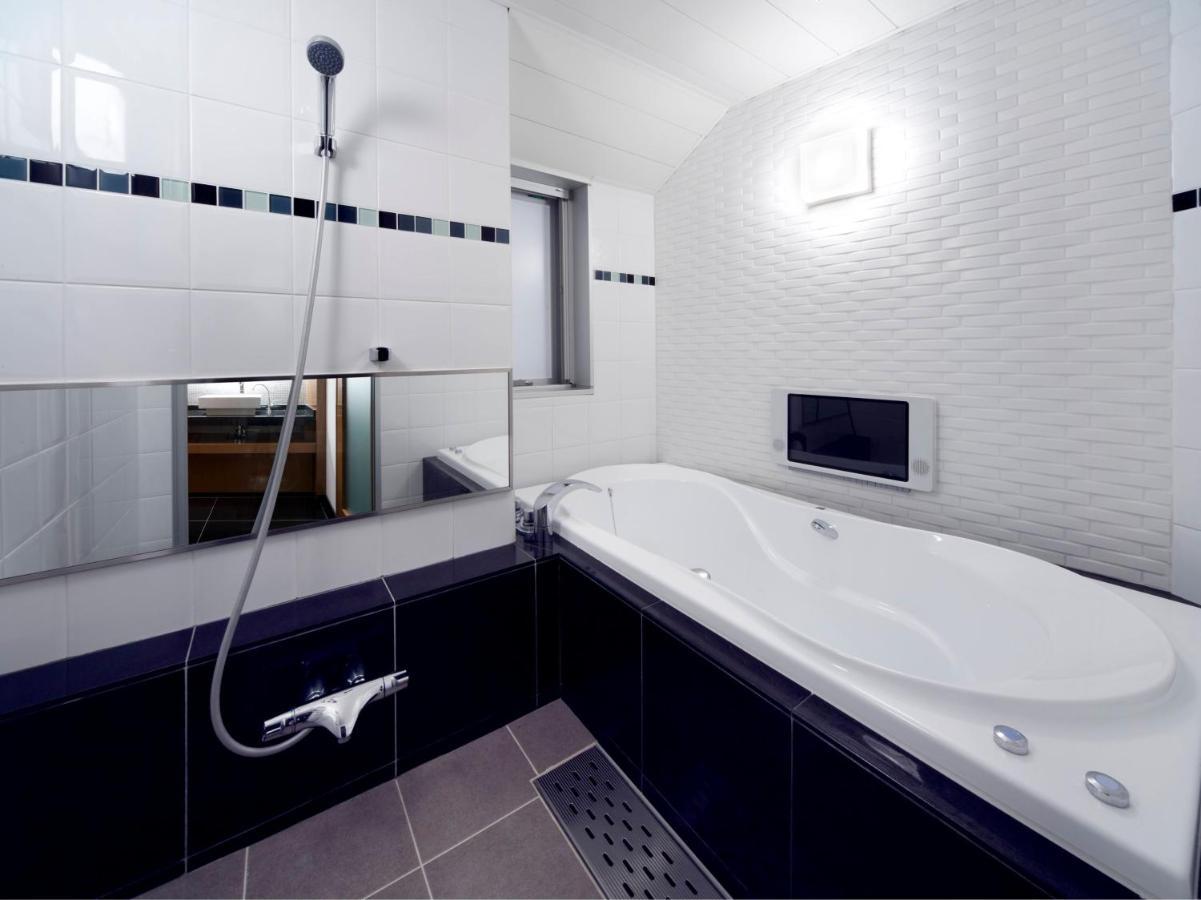 Hotel Aperto (Adults Only) Tokyo Bagian luar foto