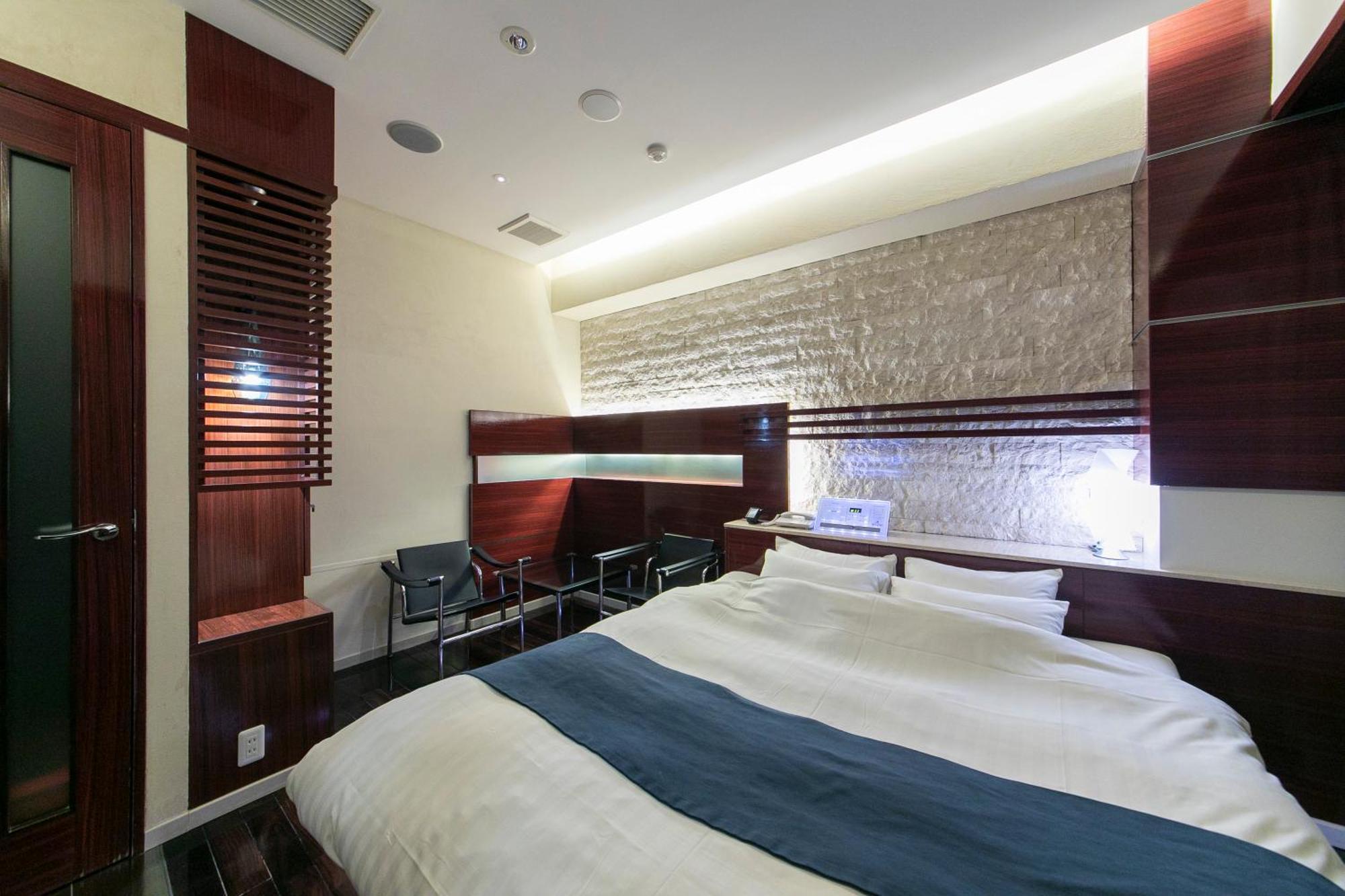 Hotel Aperto (Adults Only) Tokyo Bagian luar foto